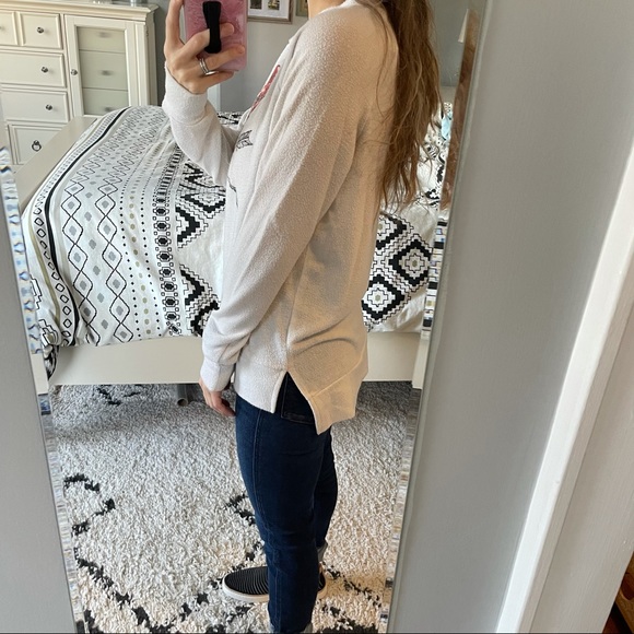 Cattle skull floral top - Picture 2 of 3